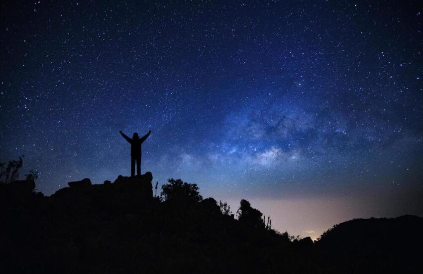Olhar para o Céu: Cultivando a perspectiva eterna.