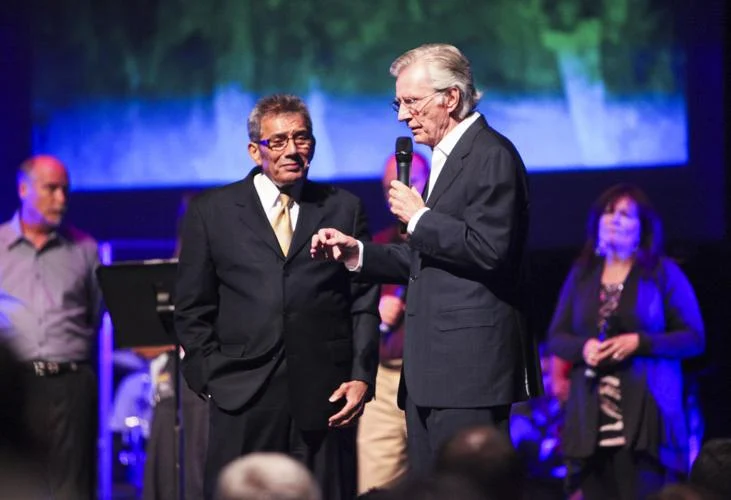 DAVID-WILKERSON-E-NICKY-CRUZ