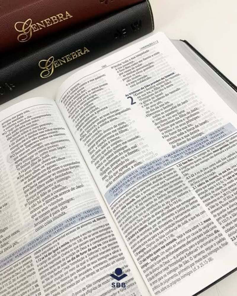 Bíblia-de-estudo-de-Genebra